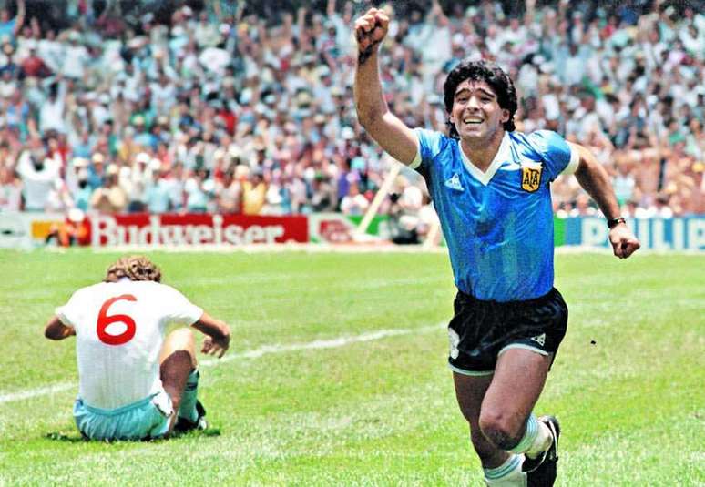 Maradona levou a Argentina ao t&iacute;tulo da Copa do Mundo de 1986 &ndash;