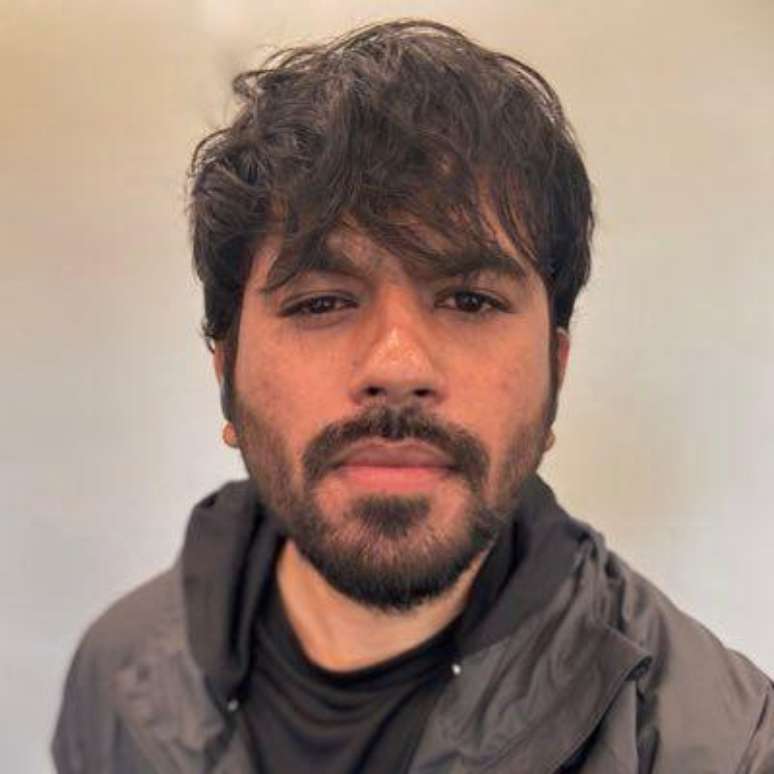 O coletivo foi fundado por Abhijeet Dipke, de 30 anos, que estuda em Boston