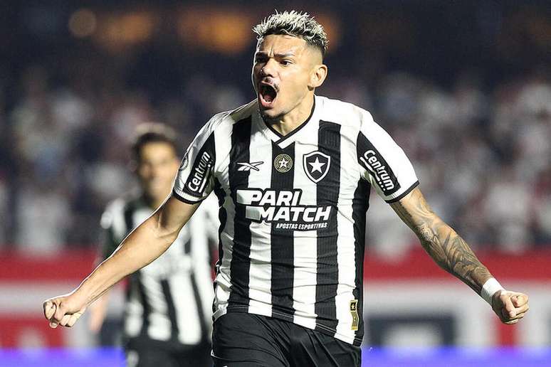A volta do &iacute;dolo! Tiquinho perto de retornar ao Botafogo &ndash;