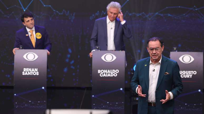 Da esquerda para direita, os candidatos Renan Santos, Ronaldo Caiado e Augusto Cury