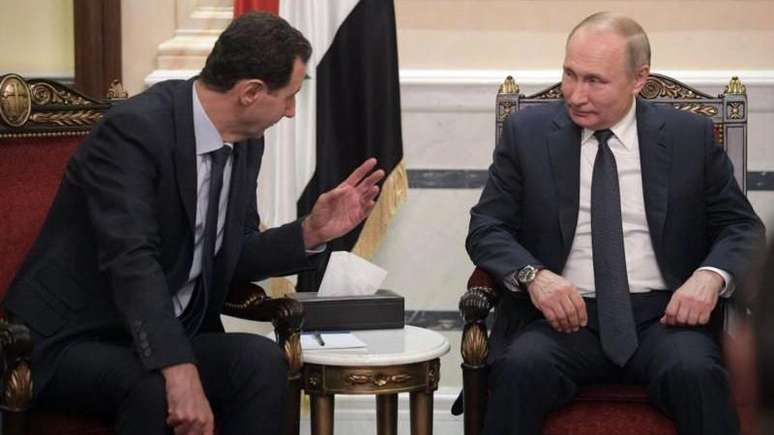 Bashar al-Assad se refugiou na R&uacute;ssia. O governo de Moscou apoiou seu regime ao longo da guerra civil que assolou a S&iacute;ria por 13 anos