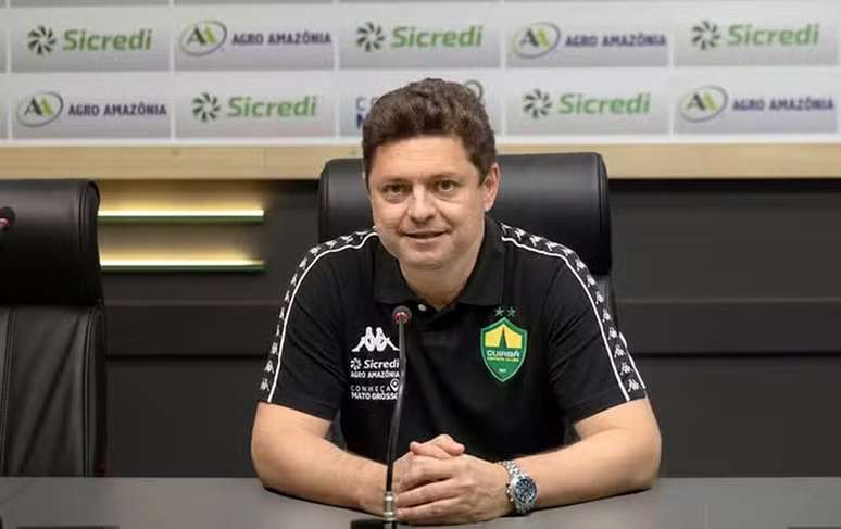 Presidente do Cuiab&aacute; reclama de d&iacute;vidas de outros clubes &ndash;