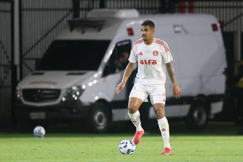 Clayton Sampaio &eacute; mais um na lista, fora dos planos na mesma semana &ndash;