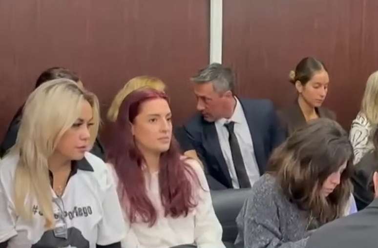 Ex-mulher e filhas de Maradona acompanham o julgamento do caso &ndash;