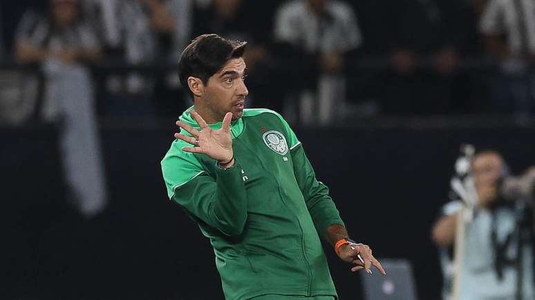 Abel Ferreira tem dois t&iacute;tulos contra o Santos, de Libertadores e Paulist&atilde;o &ndash;