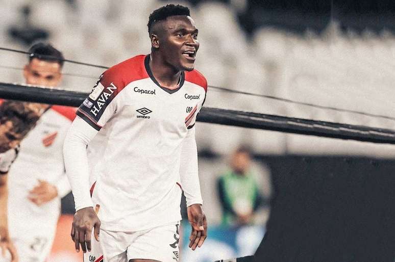 Viveros em vit&oacute;ria sobre o Botafogo &ndash;