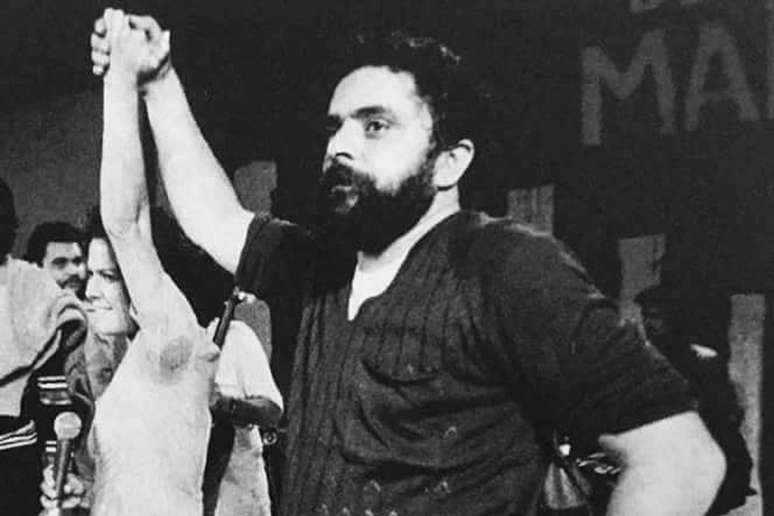 Elis Regina e Lula; cantora fazia show beneficente para o Dia do Trabalhador