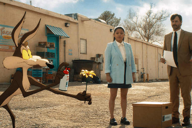 &ldquo;Coyote Vs. Acme&rdquo; combina anima&ccedil;&atilde;o e live-action para contar a hist&oacute;ria dos lend&aacute;rios Coyote e Papa-L&eacute;guas 