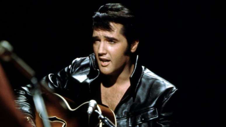 As baladas emotivas de Elvis sugerem que sua voz poderia ter acrescentado algo especial a I Will Always Love You