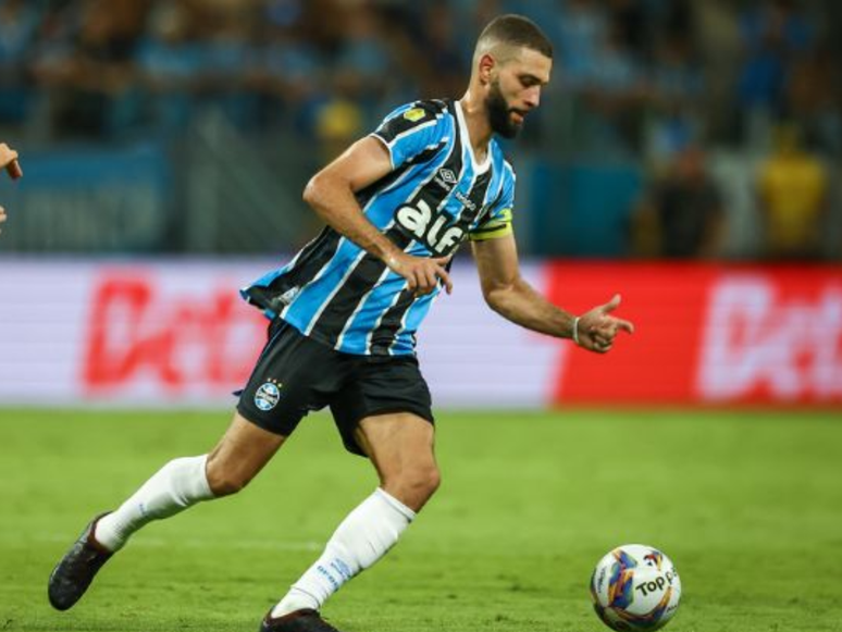 Wagner Leonardo em a&ccedil;&atilde;o pelo Gr&ecirc;mio 