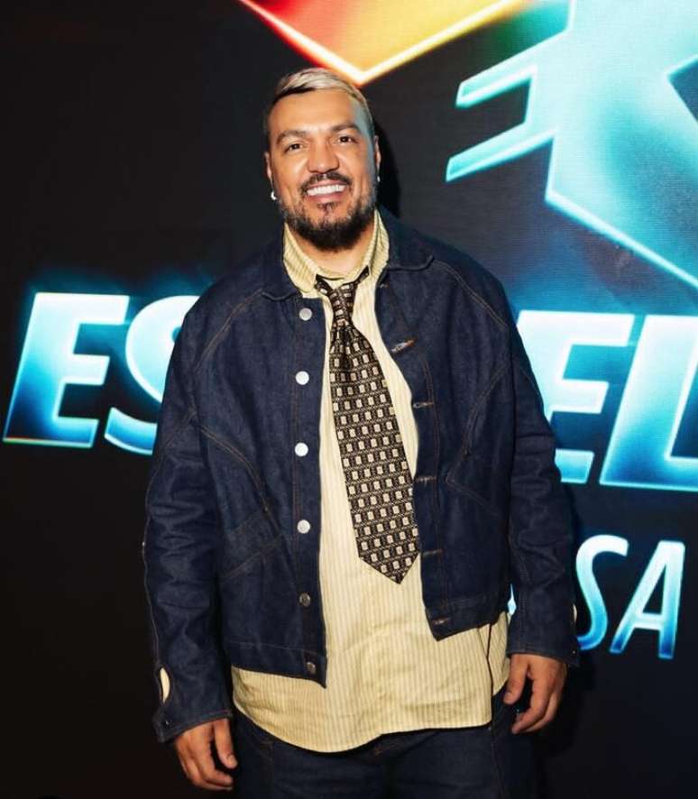 Belo j&aacute; est&aacute; pronto para assumir seu papel como mentor do samba/pagode na nova temporada do 'Estrelas da Casa'