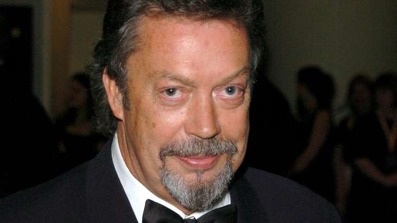 Tim Curry morreu aos 80 anos; relembre a trajet&oacute;ria do ator brit&acirc;nico, astro de The Rocky Horror Picture Show e int&eacute;rprete de Pennywise