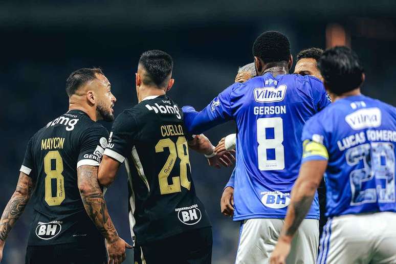 Dentro dos 90 minutos, o jogo terminou empatado em 1 a 1 &ndash;