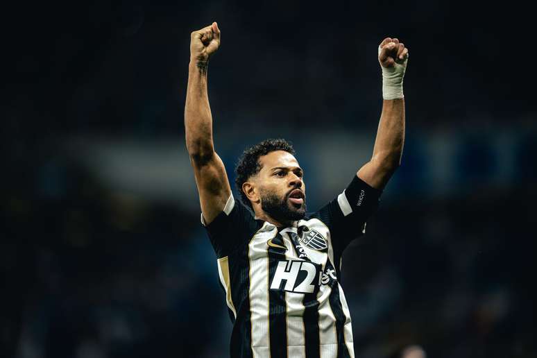 Renan Lodi marcou o gol de empate do Atl&eacute;tico diante do Cruzeiro no Mineir&atilde;o&nbsp; &ndash;