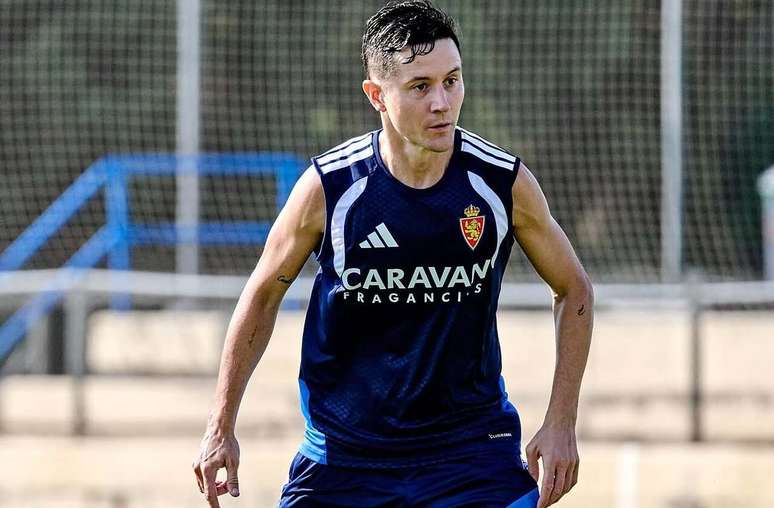 Ander Herrera, aos 37 anos, abriu m&atilde;o de sal&aacute;rio para defender o Zaragoza &ndash;