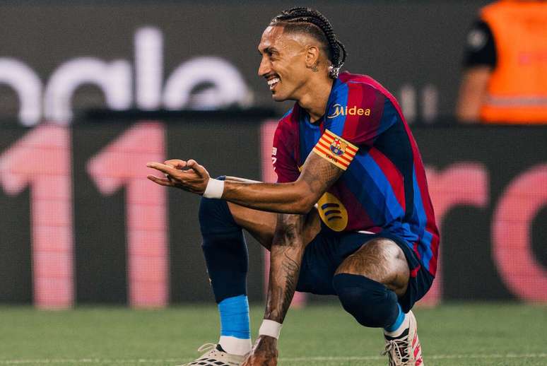 Raphinha foi um dos destaques do Barcelona na partida &ndash;