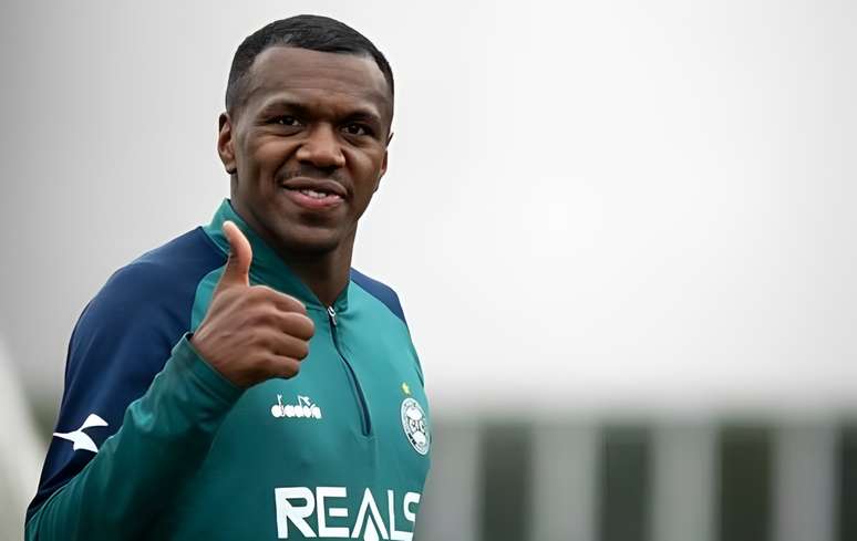 Jacy, volante do Coritiba 