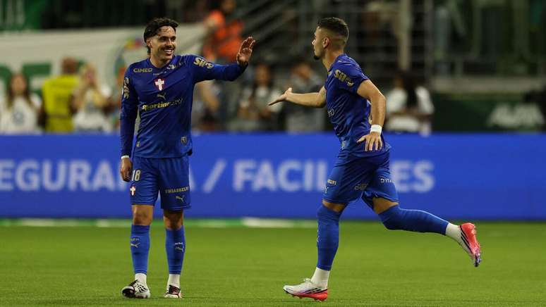 Andreas Pereira tamb&eacute;m estufou a rede contra o Santos &ndash;