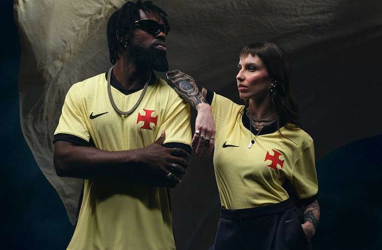 Vasco estreia nova camisa neste s&aacute;bado &ndash;