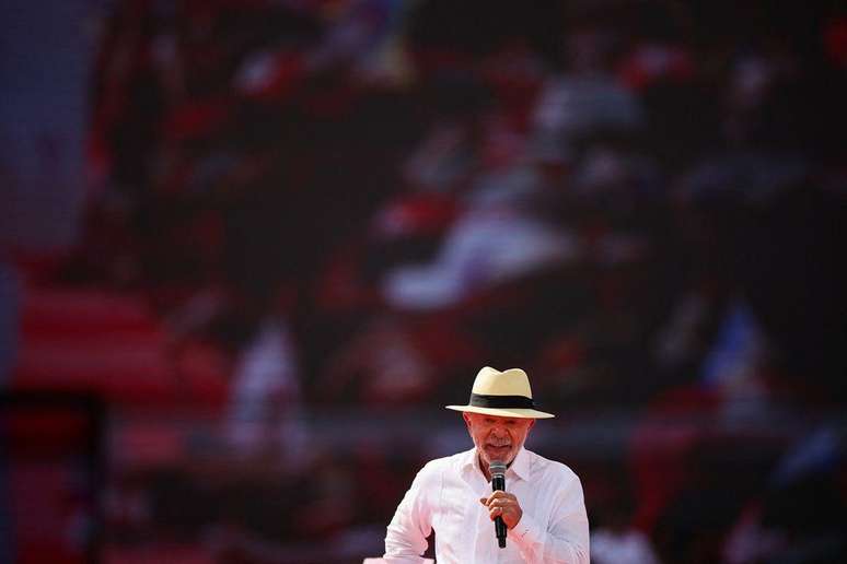 Lula durante o lan&ccedil;amento de sua campanha &agrave; reelei&ccedil;&atilde;o, em S&atilde;o Bernardo do Campo