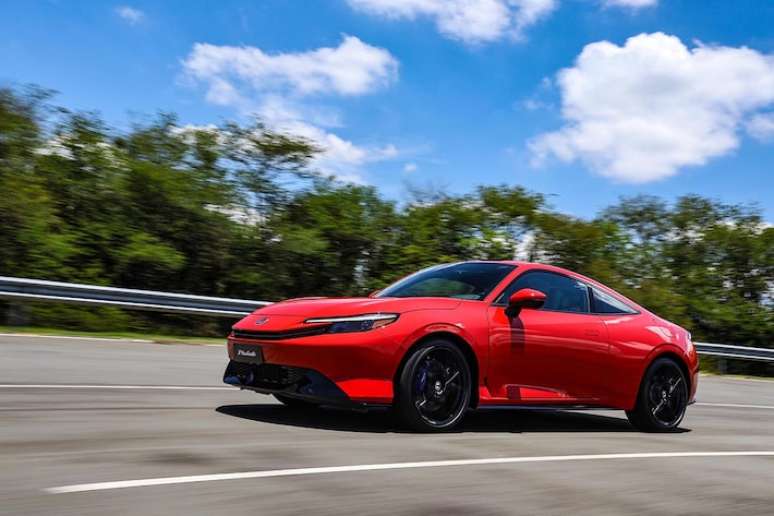 Esportivo chega com tecnologia eletrificada e sistema de transmiss&atilde;o E-CVT da Honda que gerencia o trabalho conjunto dos motores.