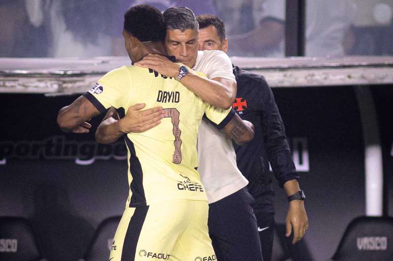 David marcou pela segunda vez nos &uacute;ltimos quatro jogos pelo Vasco &ndash;