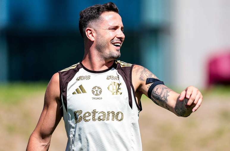 Sa&uacute;l fica fora de cl&aacute;ssico contra o Botafogo, neste domingo &ndash;