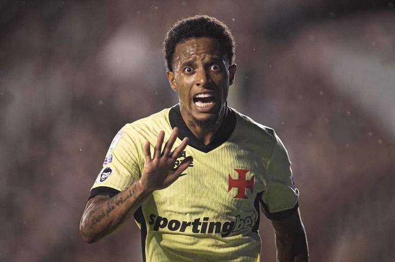 Tch&ecirc; Tch&ecirc; marcou o primeiro gol da vit&oacute;ria do Vasco &ndash;