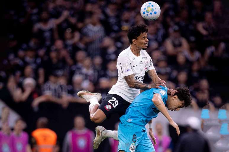Corinthians registra melhor p&uacute;blico do ano em Itaquera, em cl&aacute;ssico &ndash;
