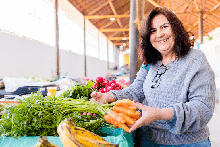Considerar o consumo da fam&iacute;lia antes das compras ajuda a evitar excessos e reduz o risco de desperd&iacute;cio 