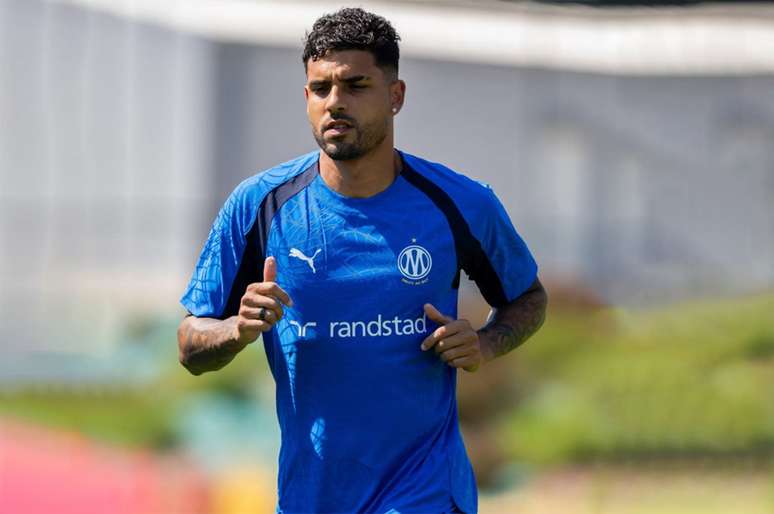 Olympique de Marselha pediu compensa&ccedil;&atilde;o para liberar Palmieri &ndash; Divulga&ccedil;&atilde;o/@olympiquedemarseille