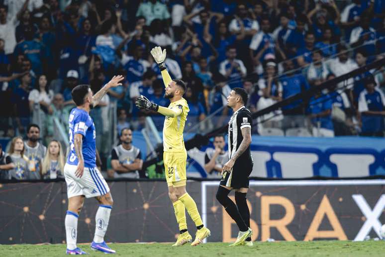 Goleiro foi fundamental na classifica&ccedil;&atilde;o do Galo para a semifinal &ndash;