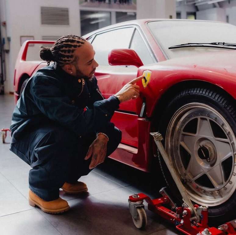 Lewis Hamilton e sua Ferrari F40