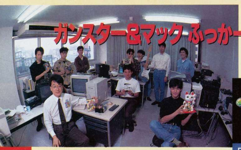 Dentro dos est&uacute;dios Treasure logo ap&oacute;s a conclus&atilde;o de seus primeiros 2 jogos: Gunstar Heroes e McDonald's Treasure Land