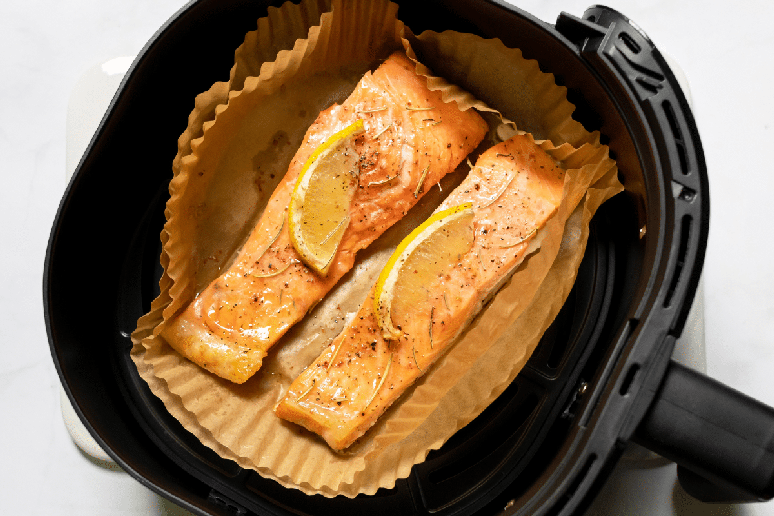 Salm&atilde;o grelhado com lim&atilde;o-siciliano 