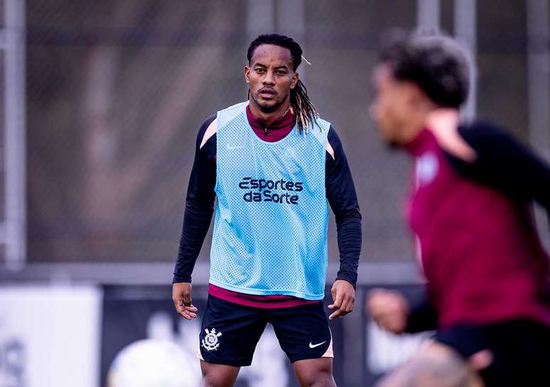 Andr&eacute; Carrillo no treino da manh&atilde; desta quarta-feira (02), no CT Dr. Joaquim Grava &ndash; Fot0:&nbsp; Rodrigo Coca/Ag&ecirc;ncia Corinthians
