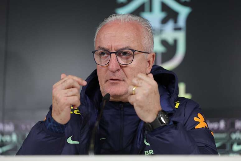 Antes de retornar ao S&atilde;o Paulo, Dorival J&uacute;nior comandou a Sele&ccedil;&atilde;o Brasileira e o Corinthians &ndash;