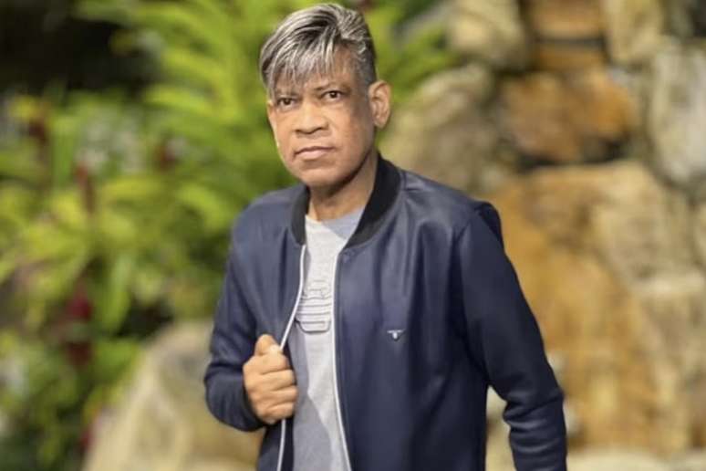O corpo de Rog&eacute;rio Valen&ccedil;a, ex-vocalista da banda Calcinha Preta, foi sepultado na manh&atilde; do dia 2 de setembro em Garanhuns, no Agreste de Pernambuco, cidade onde nasceu. O cantor morreu na ter&ccedil;a-feira, 1&ordm; de setembro, aos 55 anos, ap&oacute;s sofrer um infarto em Aracaju, Sergipe.