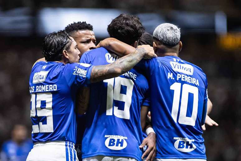 Jogadores do Cruzeiro se reapresentaram nesta quinta-feira ap&oacute;s a derrota no cl&aacute;ssico mineiro &ndash;