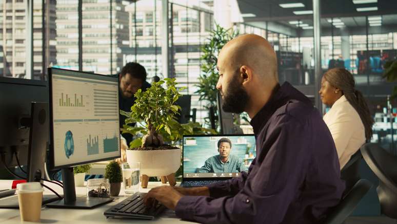 Para usar a IA no trabalho, &eacute; preciso que a ferramenta seja reconhecida e que haja treinamento