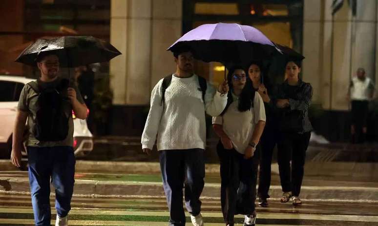 A previs&atilde;o &eacute; que o aquecimento das &aacute;guas superficiais do Oceano Pac&iacute;fico continue nos pr&oacute;ximos meses, atingindo seu auge entre outubro e dezembro