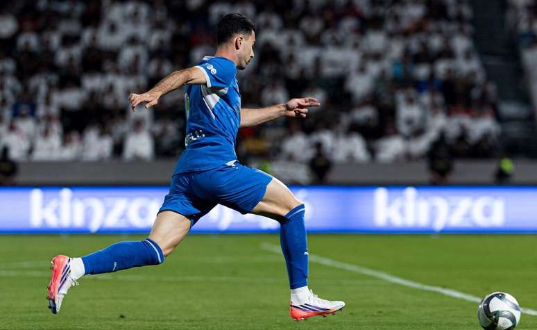 Gabriel Martinelli em sua primeira partida no clube saudita &ndash;