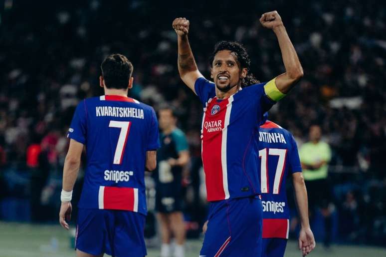 Zagueiro brasileiro Marquinhos abriu o placar para o PSG no primeiro tempo &ndash;