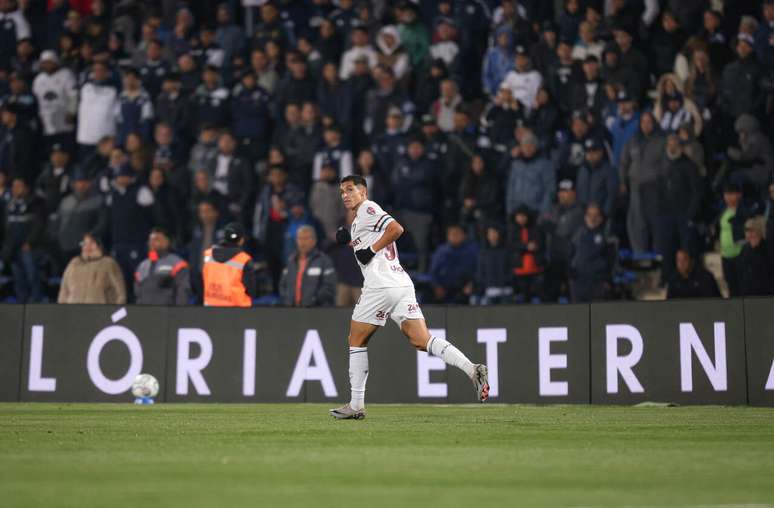 Atacante decidiu contra o Independiente Rivadavia &ndash;