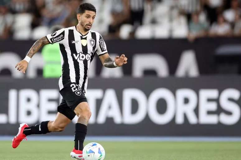 Santi Rodr&iacute;guez em atua&ccedil;&atilde;o pelo Botafogo