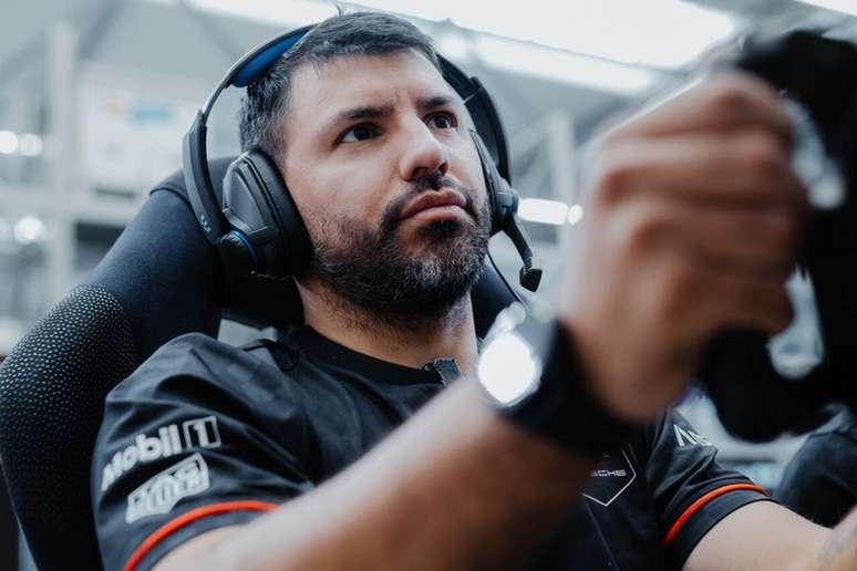 Aguero durante evento de esportes eletr&ocirc;nicos &ndash;