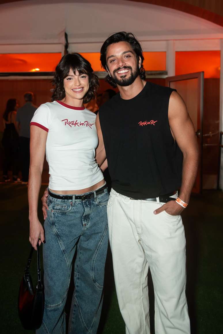 Agatha Moreira e Rodrigo Simas 