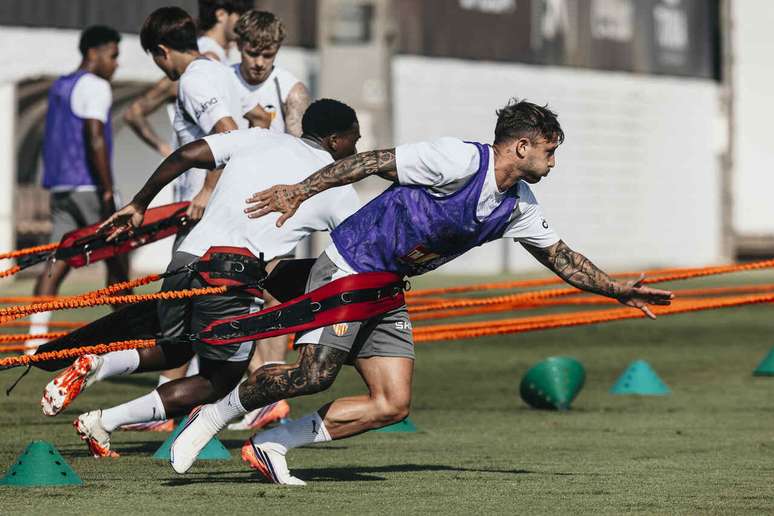 Valencia se prepara para mais um duelo em La Liga &ndash;