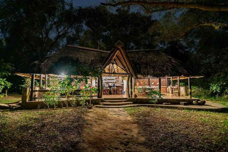Acampamento no Mo&ccedil;ambique Wild Adventures (MWA) &ndash;