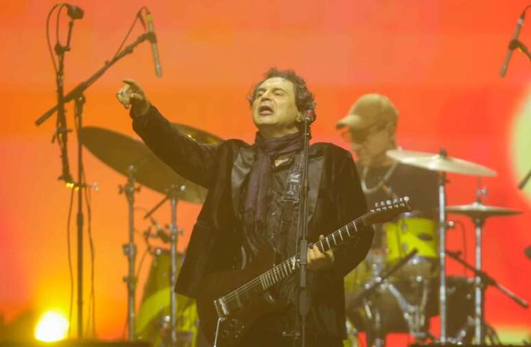 Bar&atilde;o Vermelho fez show nost&aacute;lgico no Rock in Rio neste domingo e apresentou v&iacute;deo de de Cazuza cantando no tel&atilde;o